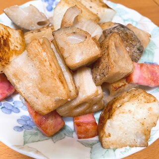 オーブンで焼くレンコンと長芋とベーコンのバター醤油